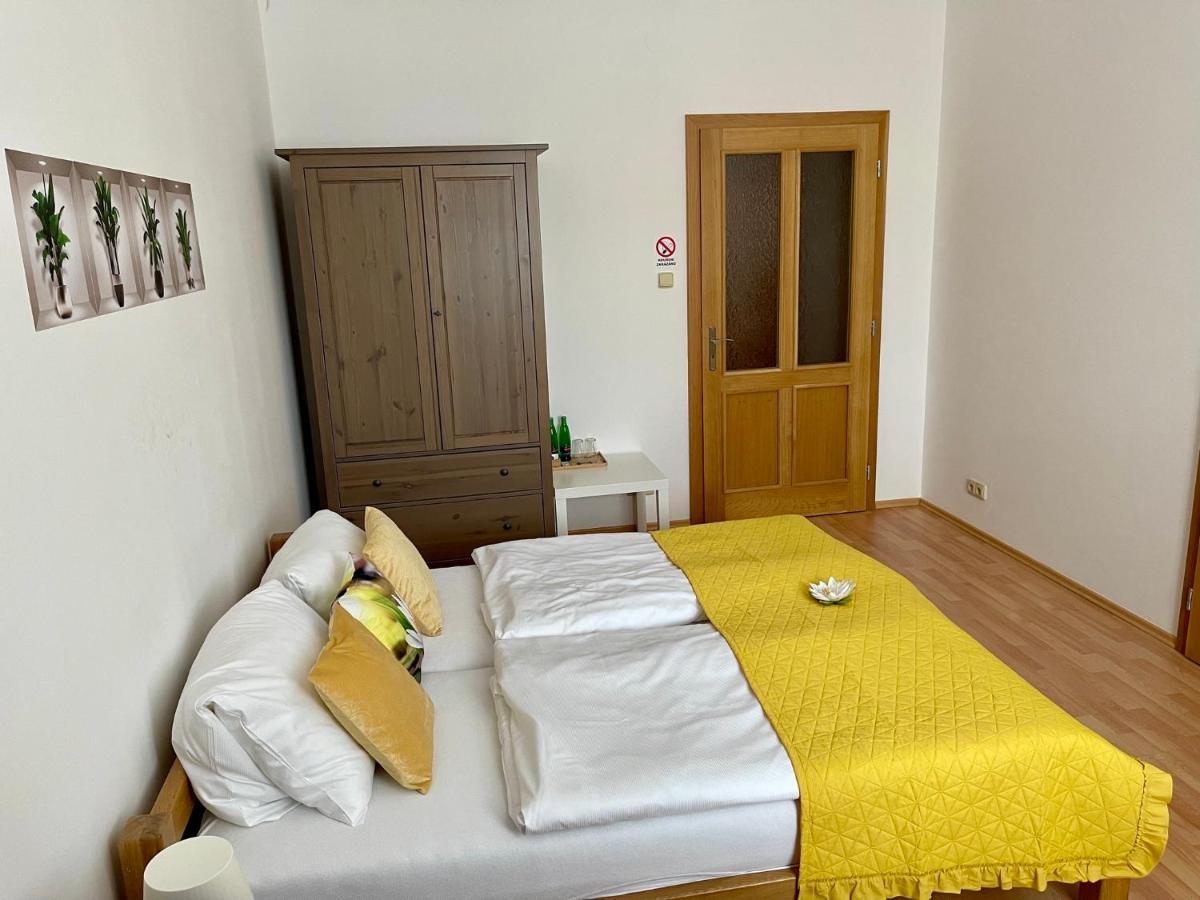 Penzion U Vlcku Egra  Extérieur photo